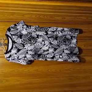 Old navy black and white shirt sleeve dress women's size XXL NWT